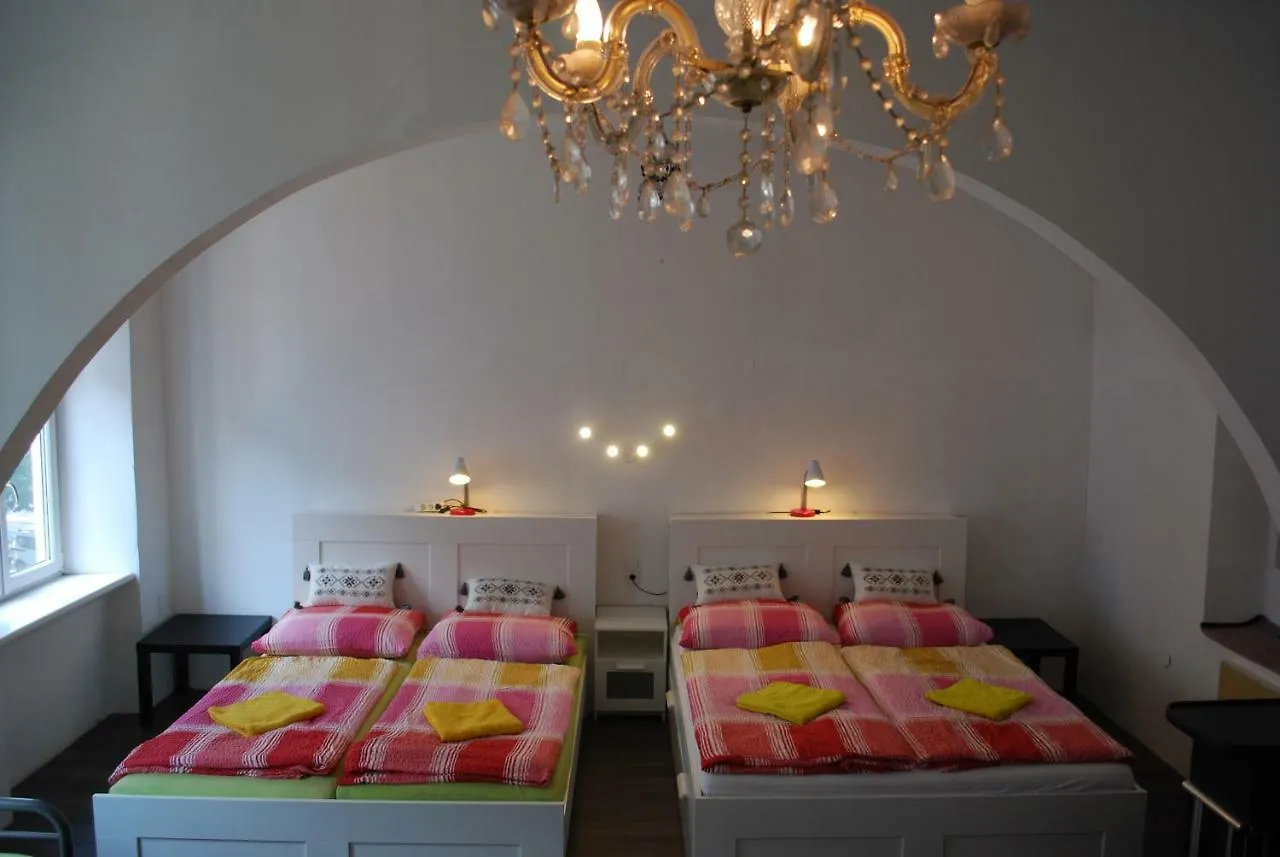 Fewo Pazmaniten Vienna Apartment